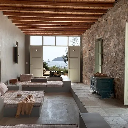 Nature Eco Living Serifos * Λιβάδι