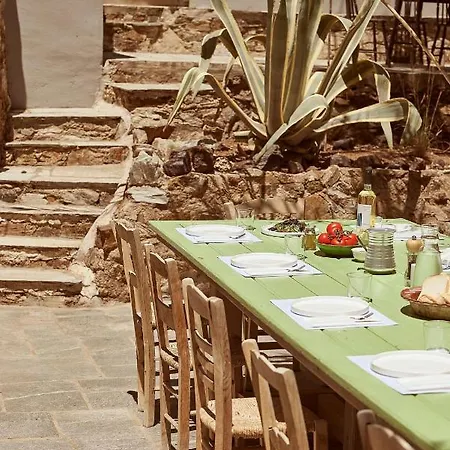 Nature Eco Living Serifos 酒店